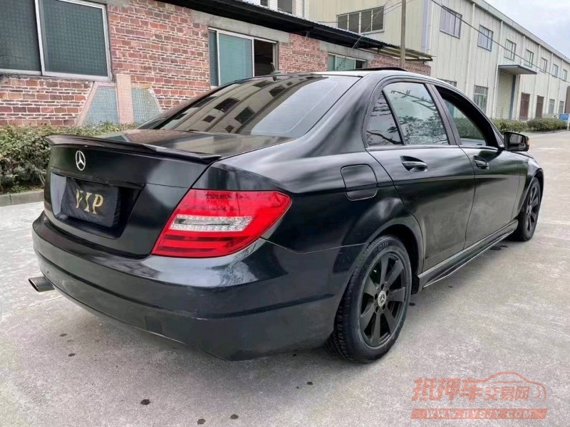 珠海13年奔驰C4