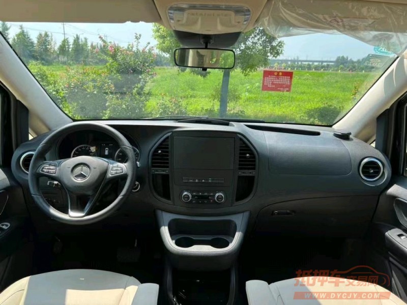 盐城20年奔驰威霆8