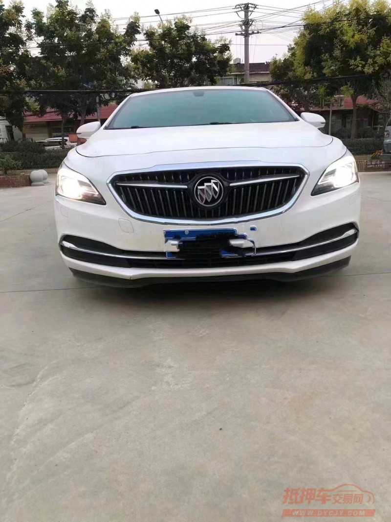 淮南16年别克君越1