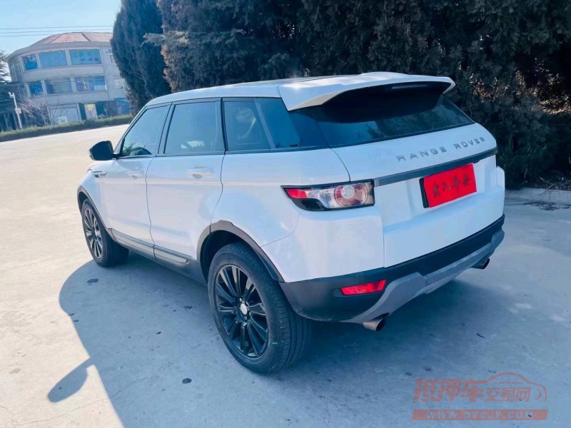 枣庄15年路虎极光1