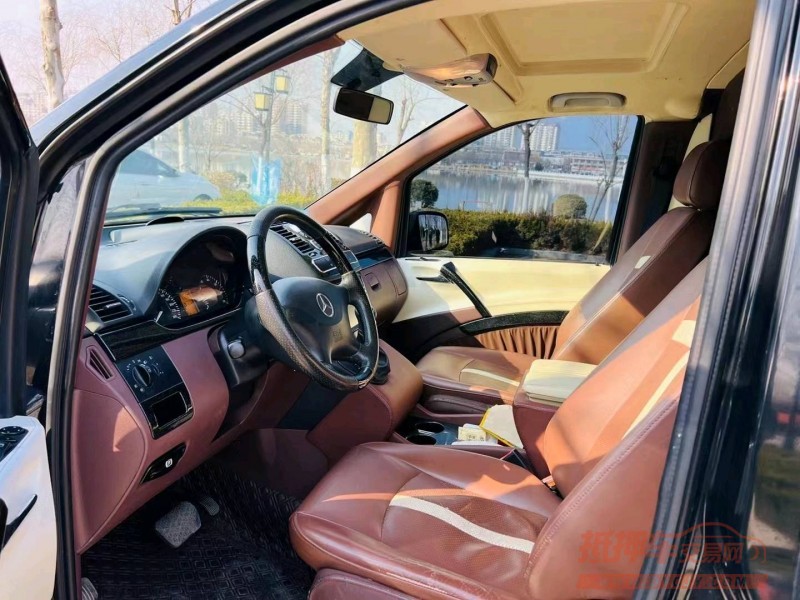 聊城12年奔驰威霆6