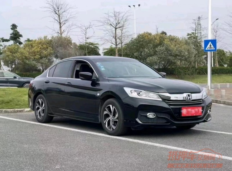 淮南17年本田雅阁2