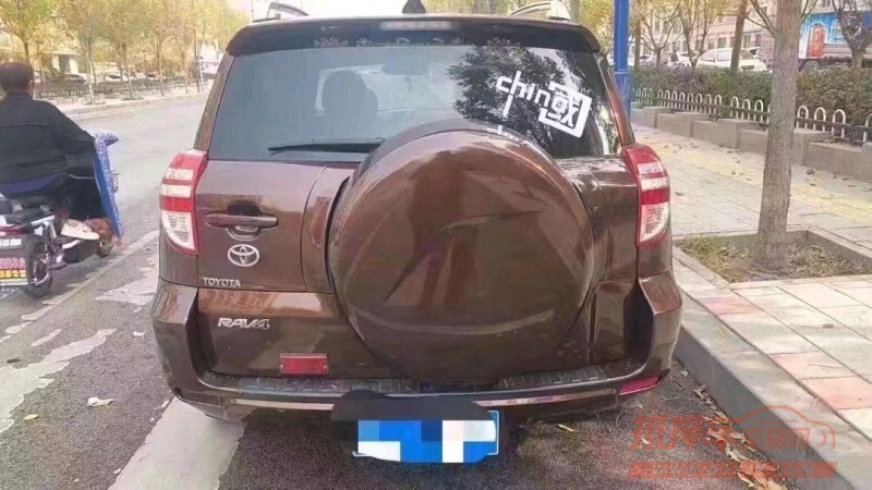 枣庄12年丰田RAV41
