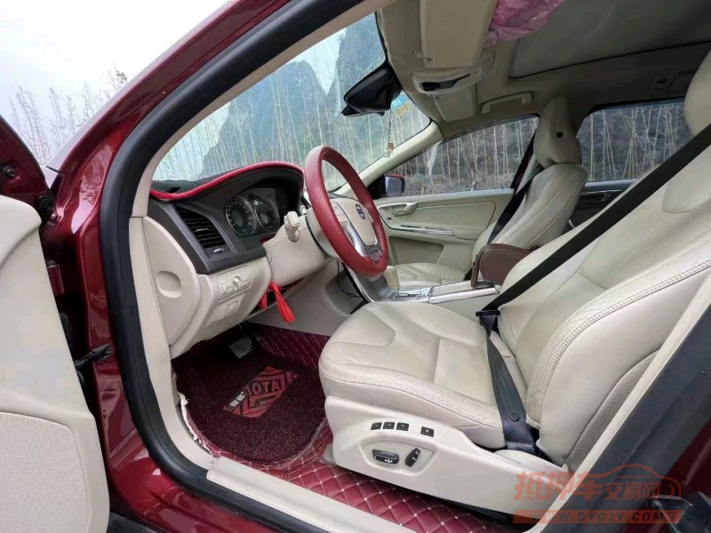 梧州12年沃尔沃XC605