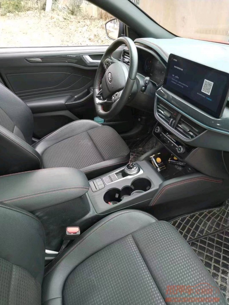 宜昌21年福特福克斯5