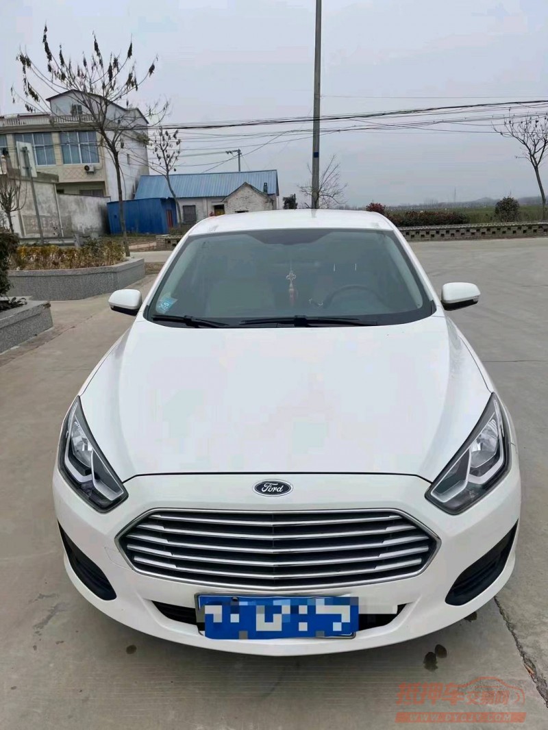 常州18年福特福睿斯1