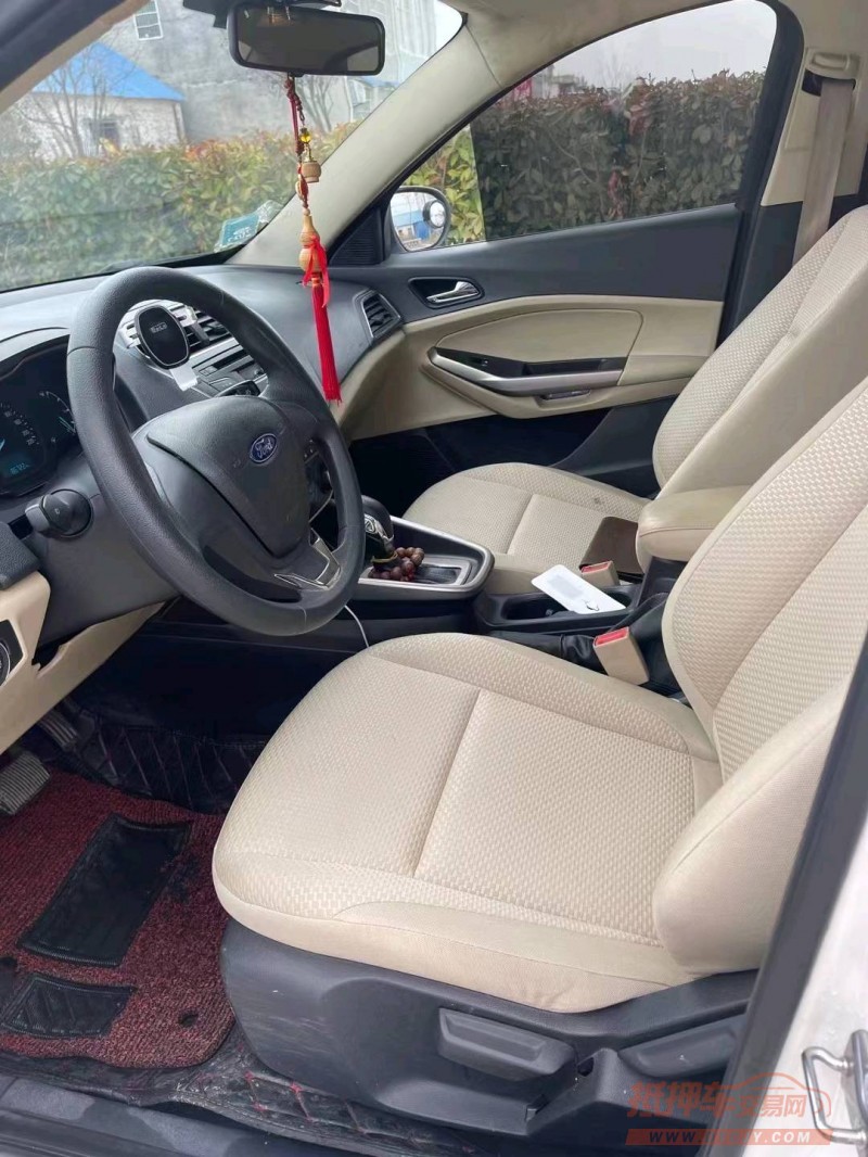 常州18年福特福睿斯4