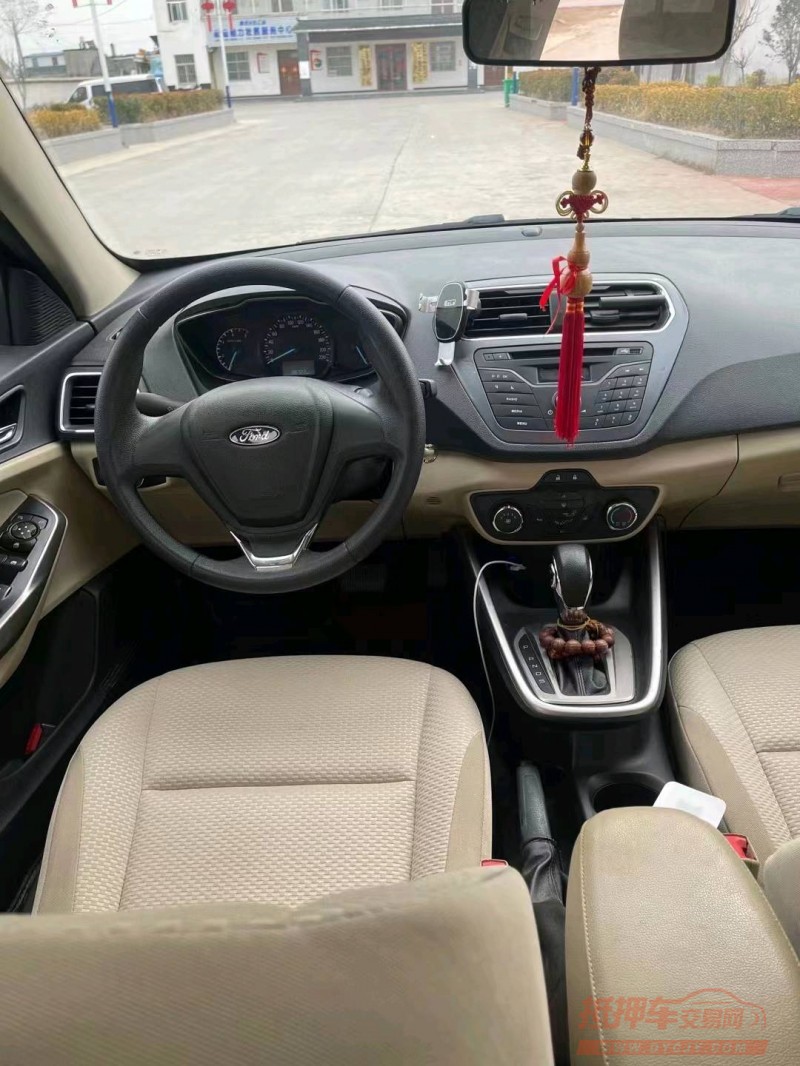 常州18年福特福睿斯8