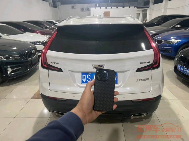 东莞20年凯迪拉克XT41