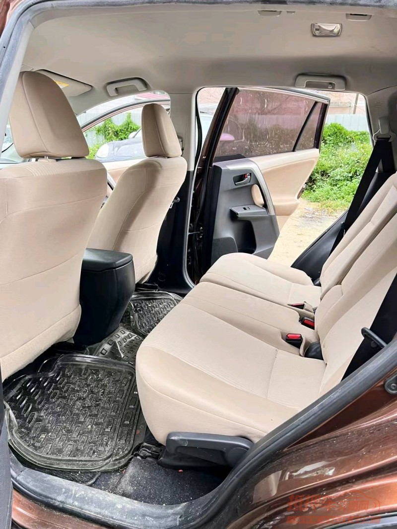 广州15年丰田RAV4荣放5