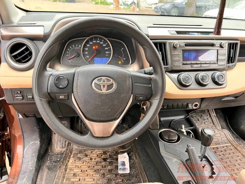 广州15年丰田RAV4荣放4