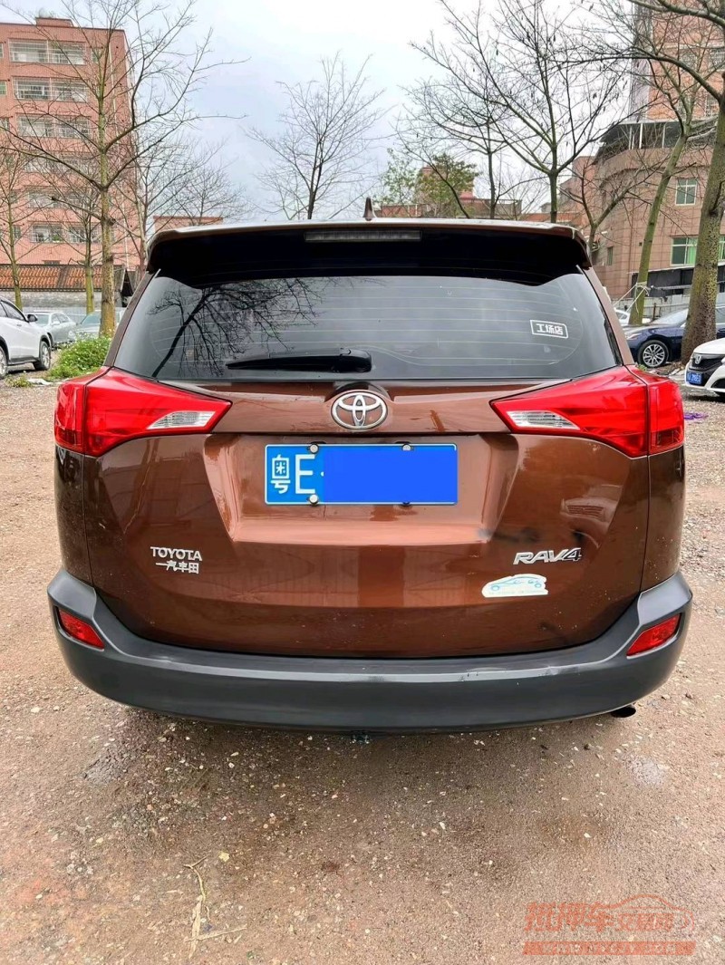 广州15年丰田RAV4荣放1