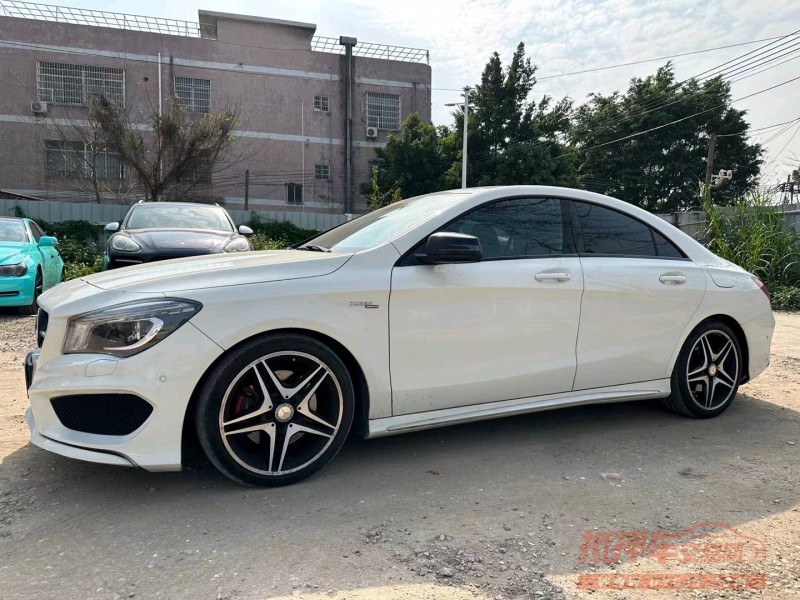 广州16年奔驰CLA7