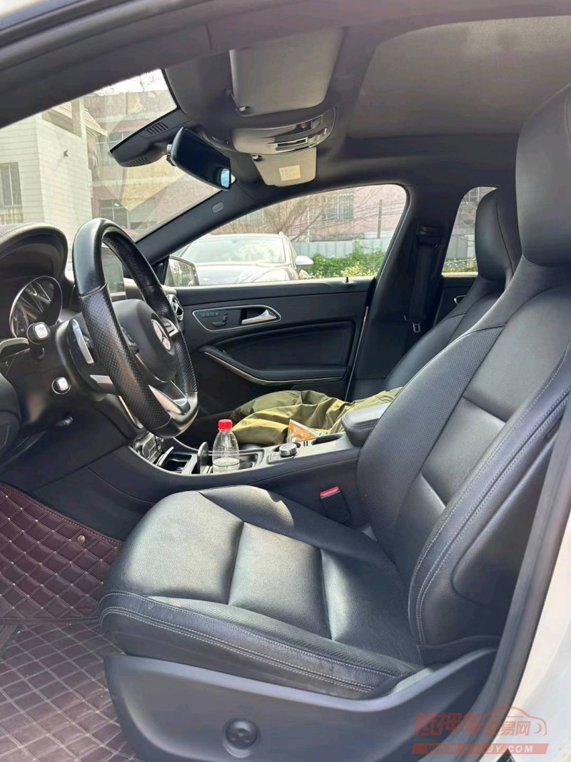 广州16年奔驰CLA3