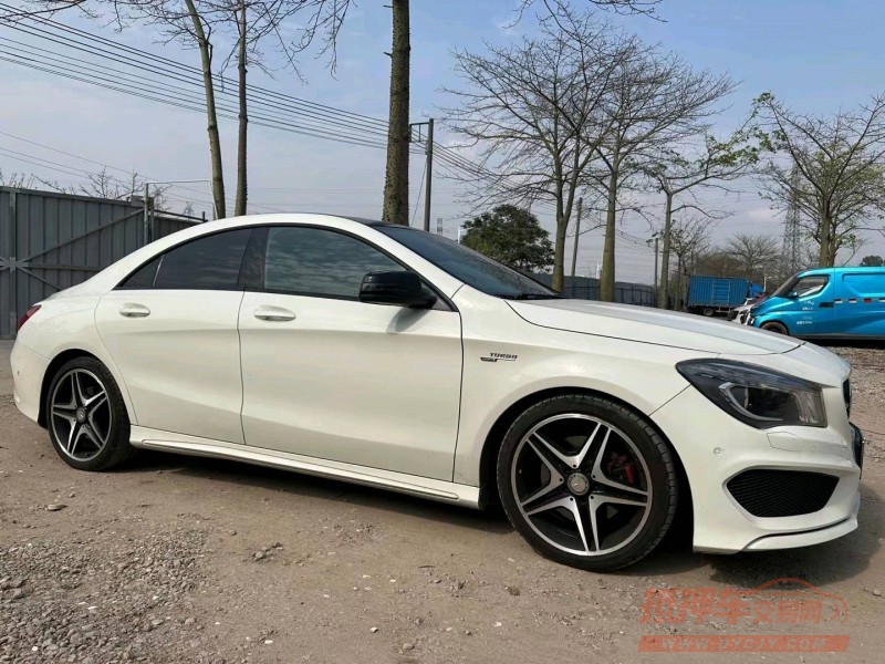 广州16年奔驰CLA2