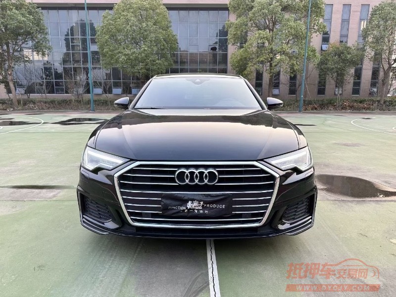北京21年奥迪A6L8