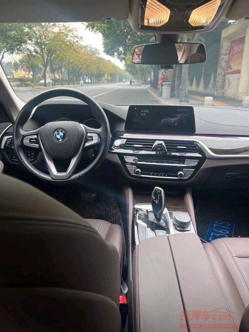 泉州19年寶馬5系2