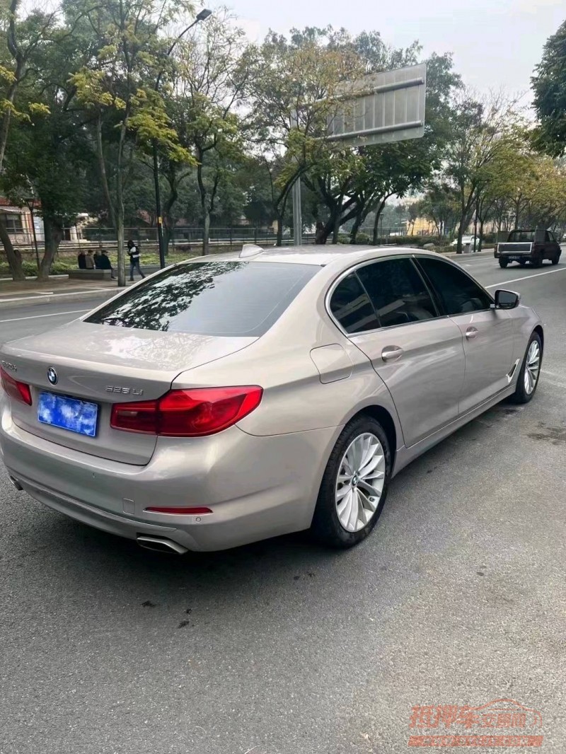 泉州19年寶馬5系3
