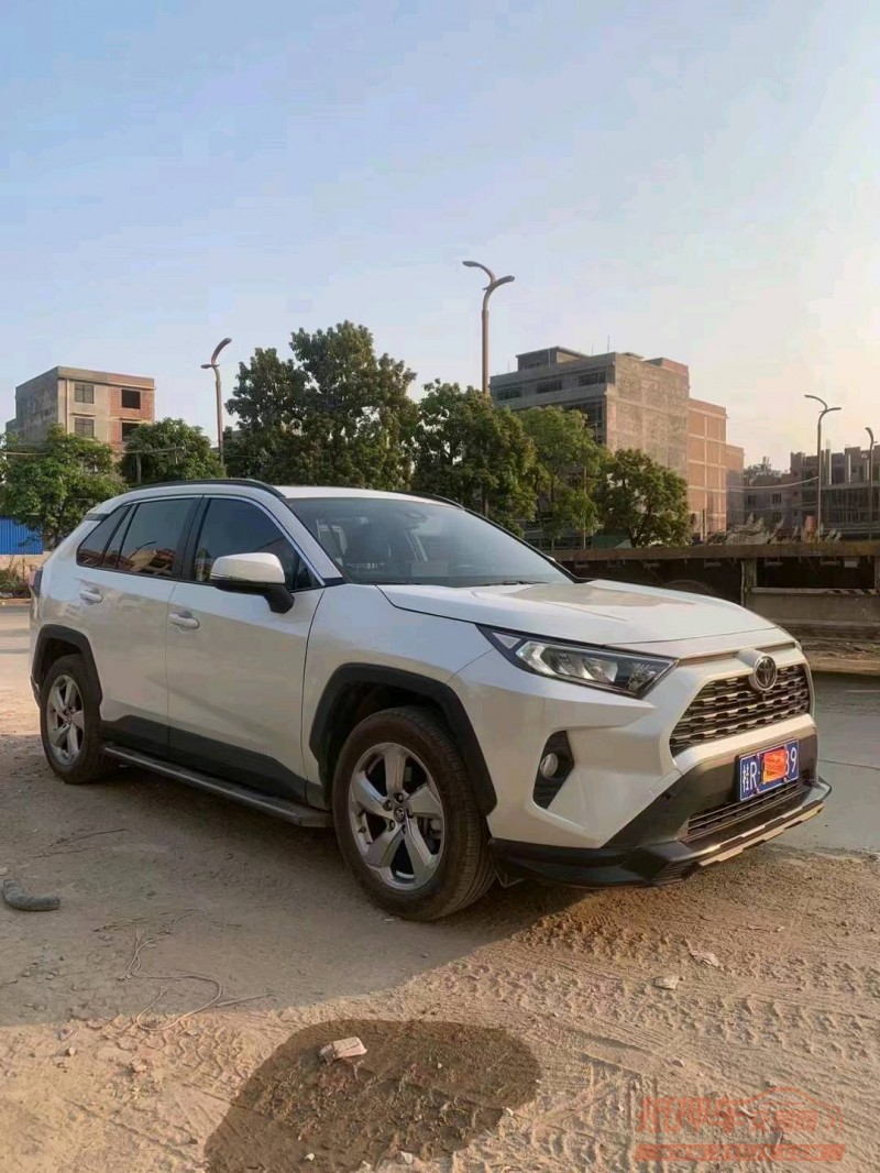 梧州21年丰田RAV4荣放2