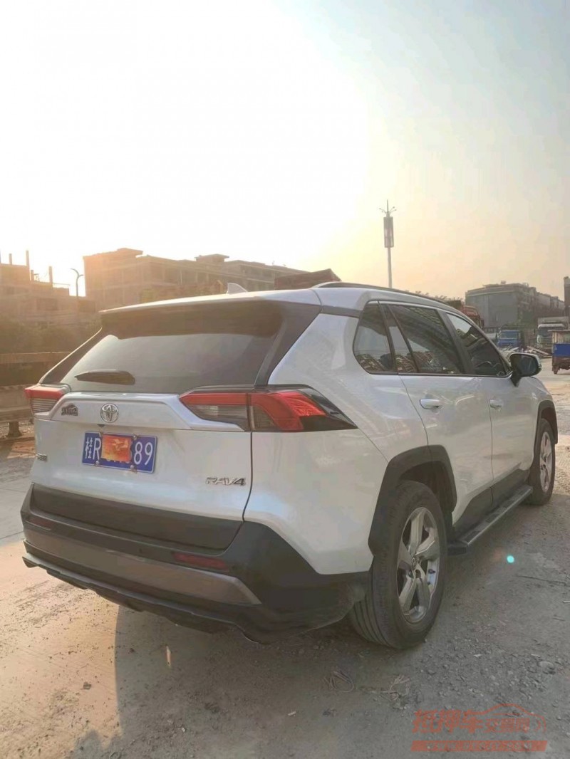 梧州21年丰田RAV4荣放6