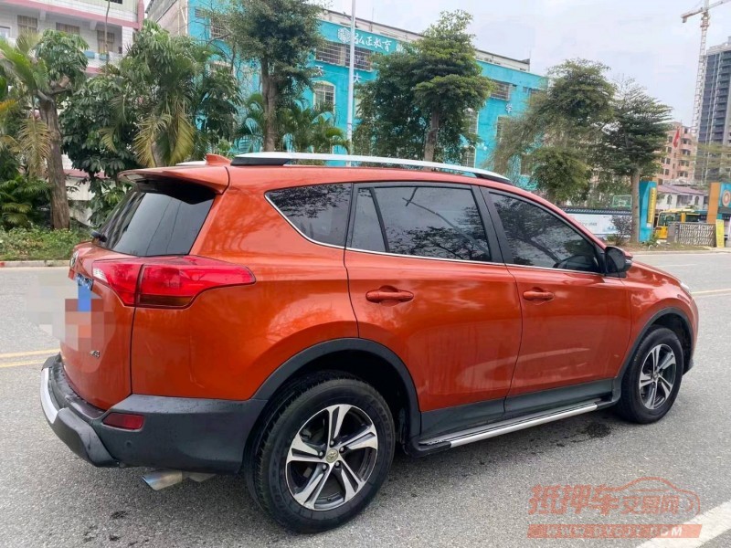 珠海15年丰田RAV4荣放4