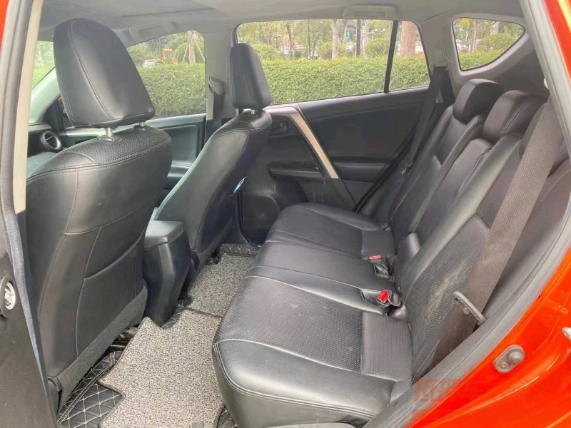 珠海15年丰田RAV4荣放8