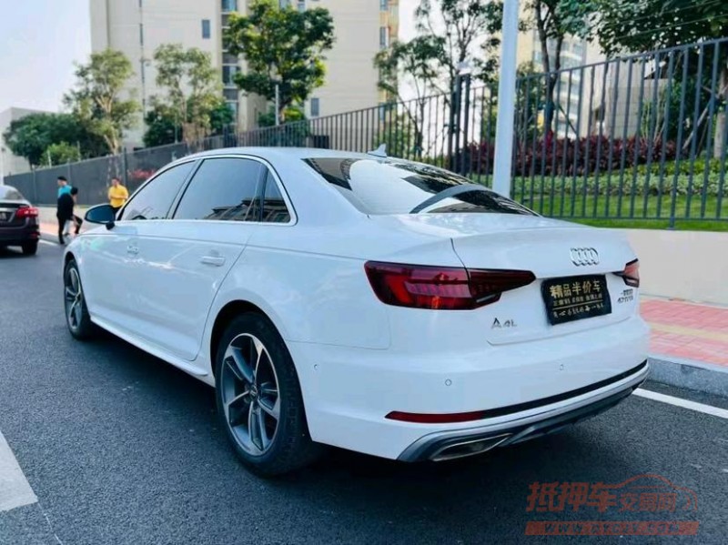 东莞19年奥迪A4L8