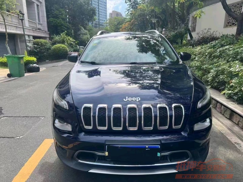珠海16年Jeep自由光1