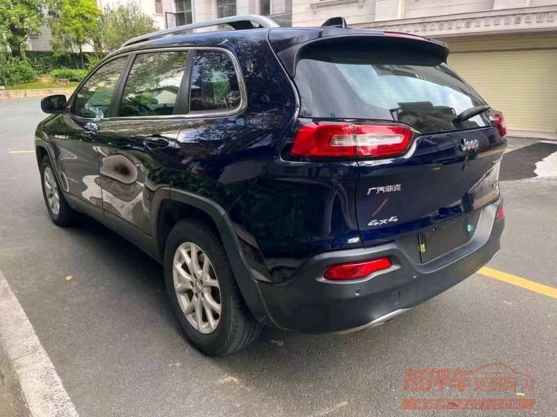 珠海16年Jeep自由光7