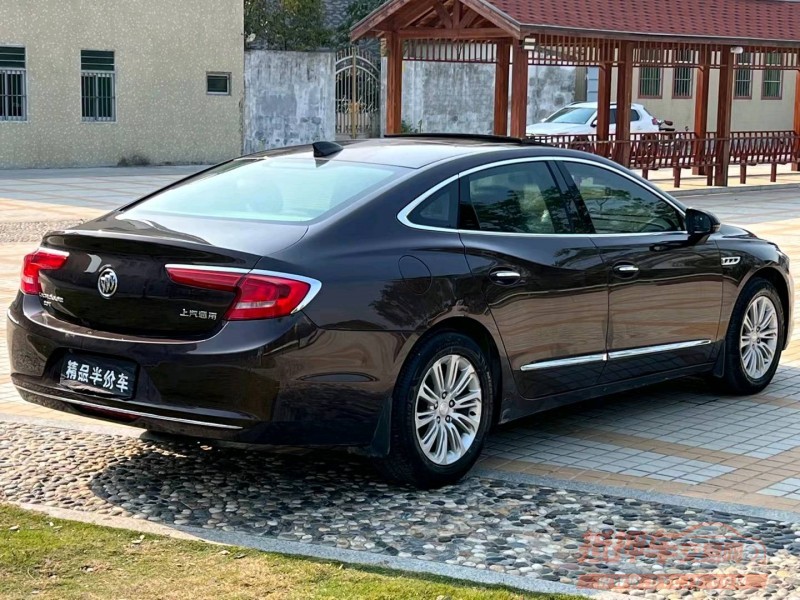 汕头18年别克君越2