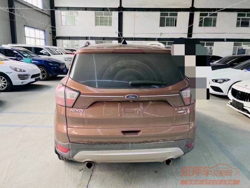 青岛16年福特翼虎1