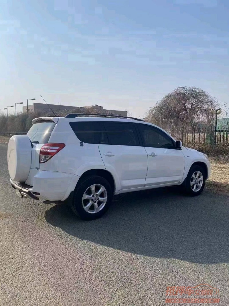 沈阳11年丰田RAV45