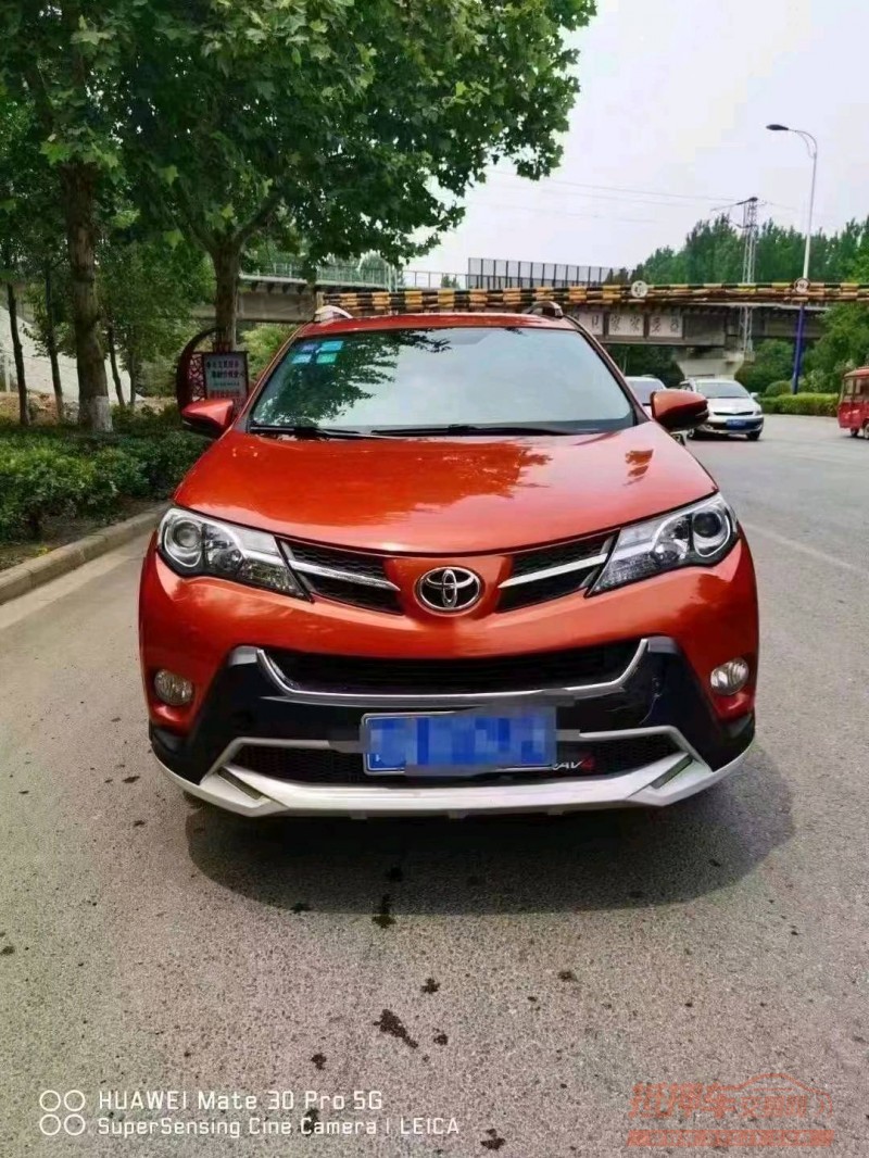 青岛14年丰田RAV41