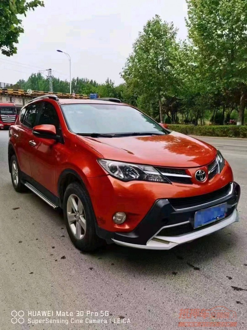 青岛14年丰田RAV42