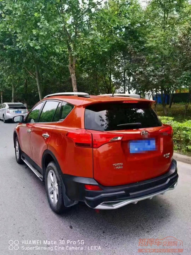 青岛14年丰田RAV44