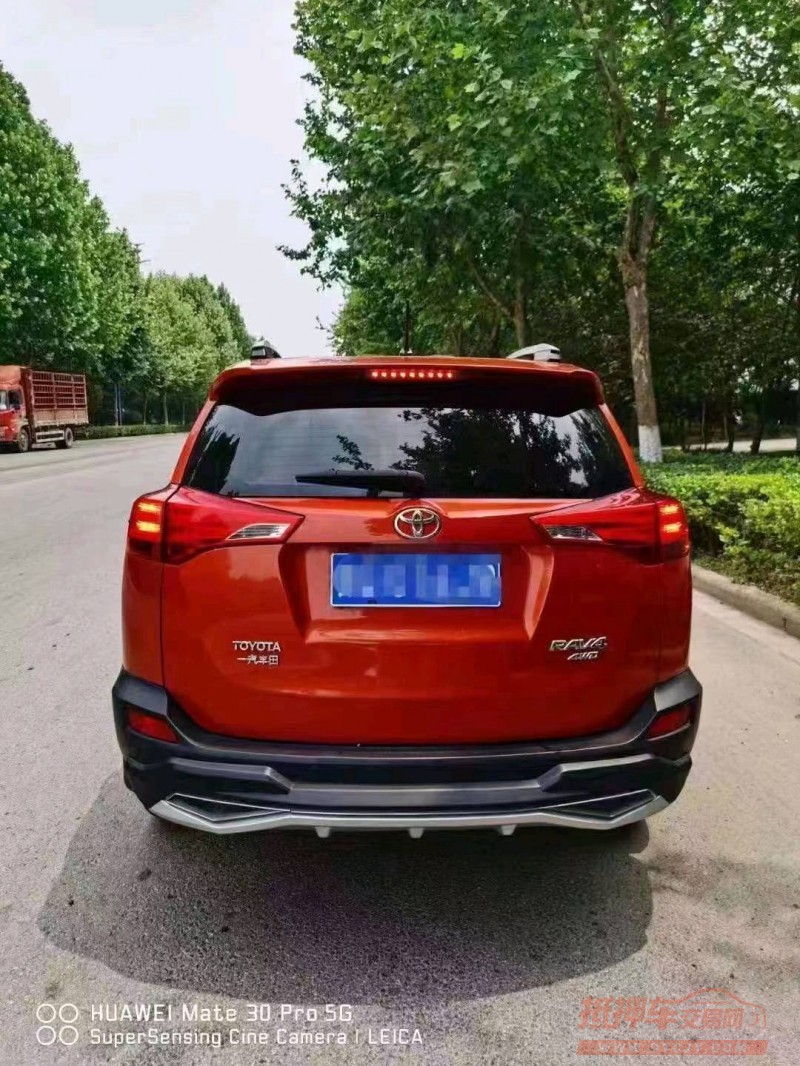 青岛14年丰田RAV49
