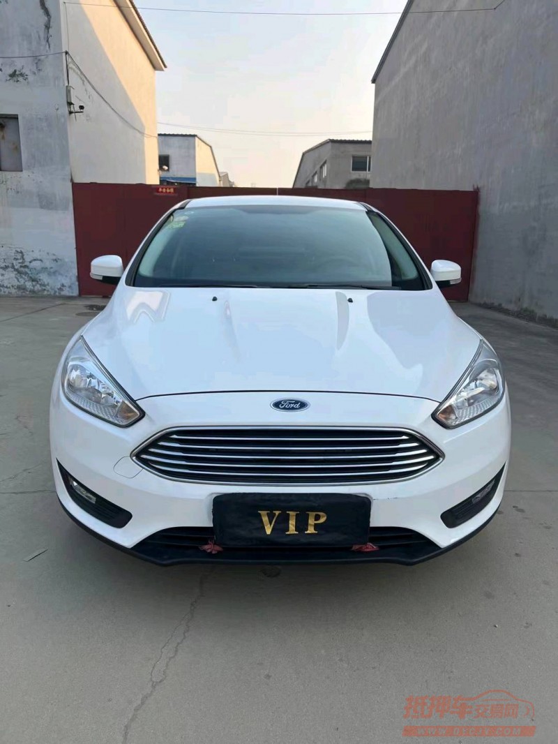 青岛16年福特福克斯1