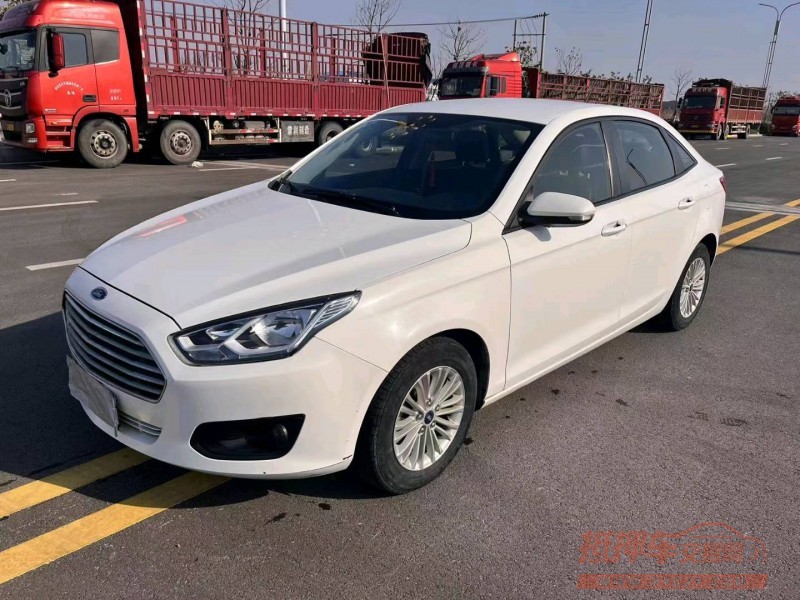 苏州17年福特福睿斯2