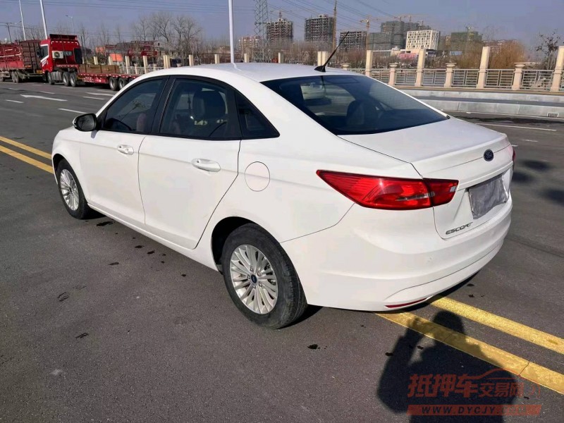 苏州17年福特福睿斯4