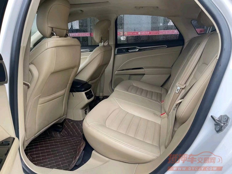 重庆15年福特蒙迪欧8