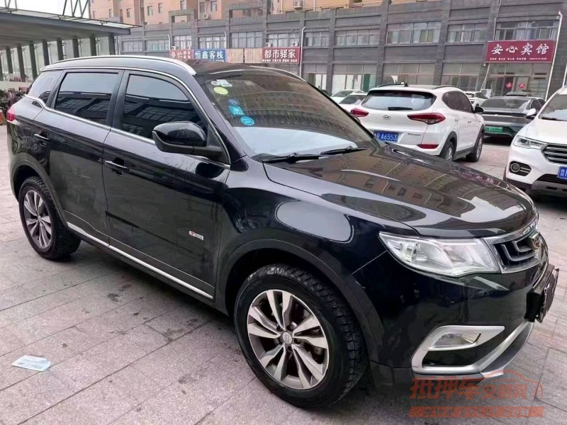 北京18年吉利博越3