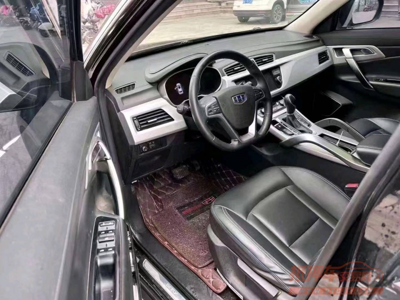 北京18年吉利博越5