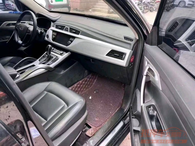 北京18年吉利博越7