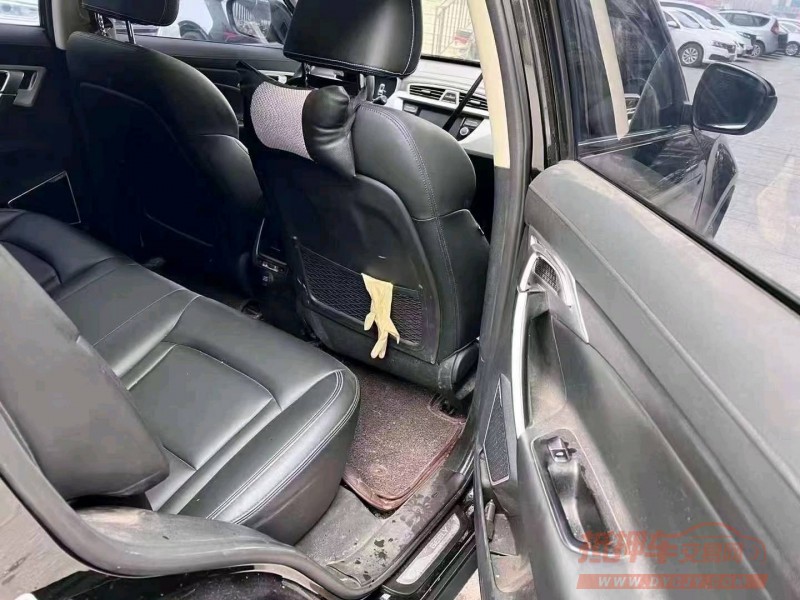 北京18年吉利博越8