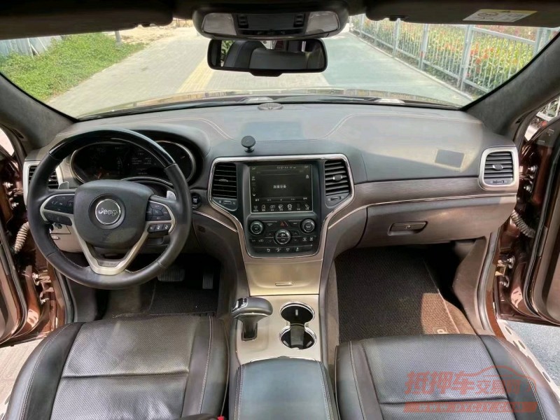 广州14年Jeep大切诺基3