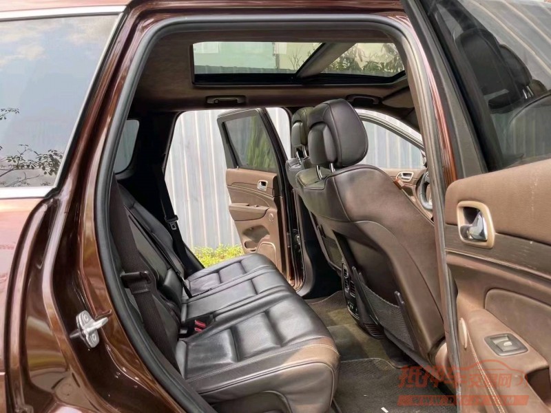 广州14年Jeep大切诺基7