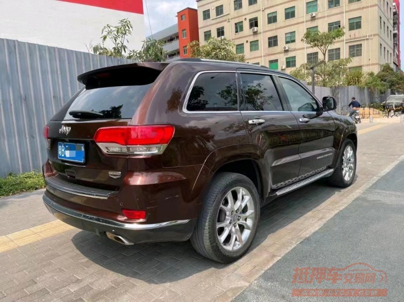广州14年Jeep大切诺基9