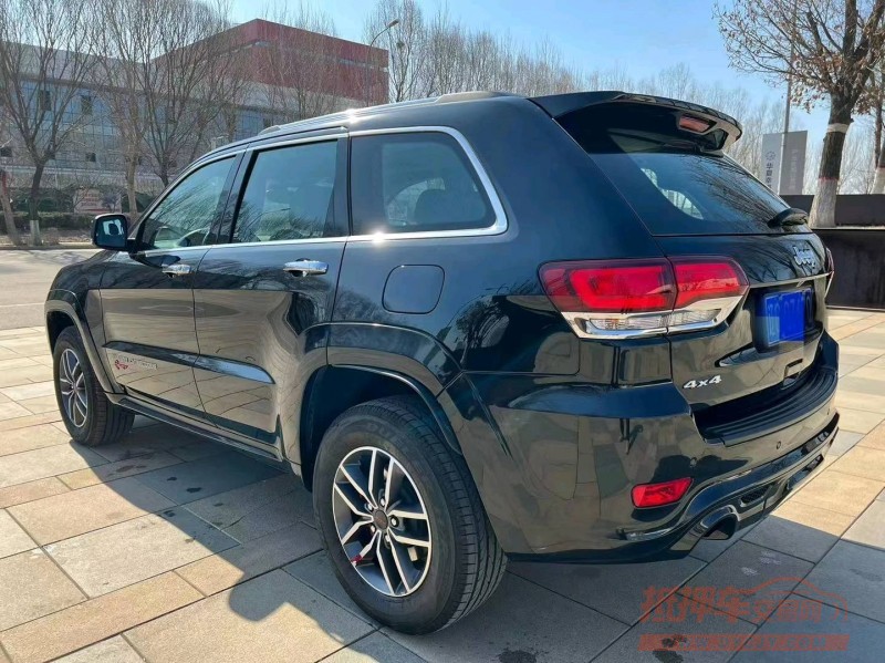 沈阳22年Jeep大切诺基8