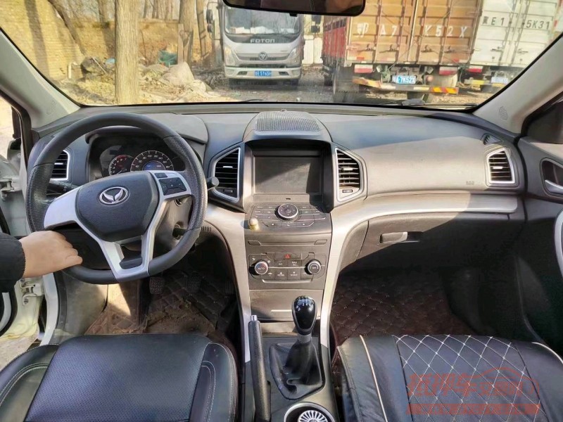 济南15年北汽幻速S63