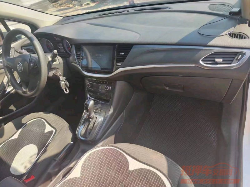 济南18年别克威朗3
